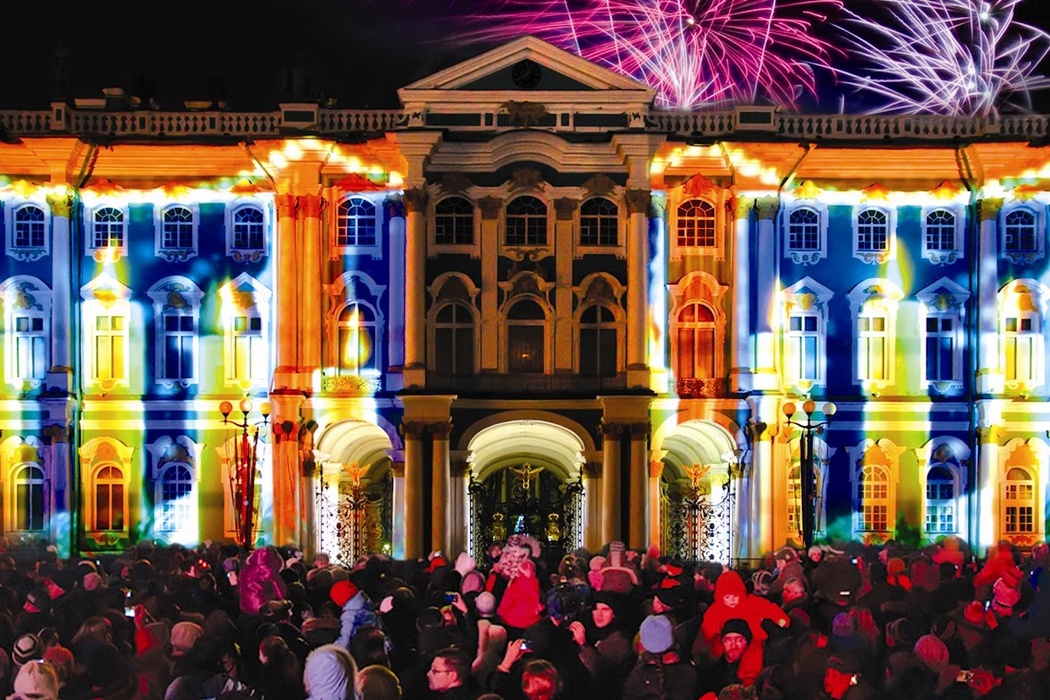 Новогоднее световое шоу на Дворцовой площади